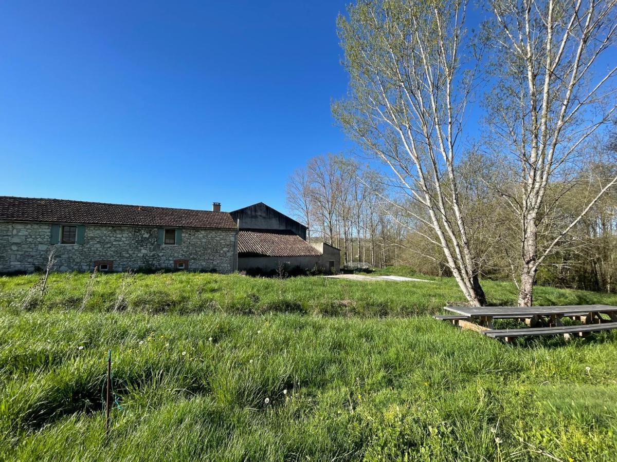 Gîte à la Ferme de Verdurette Cordes-sur-Ciel Exterior foto